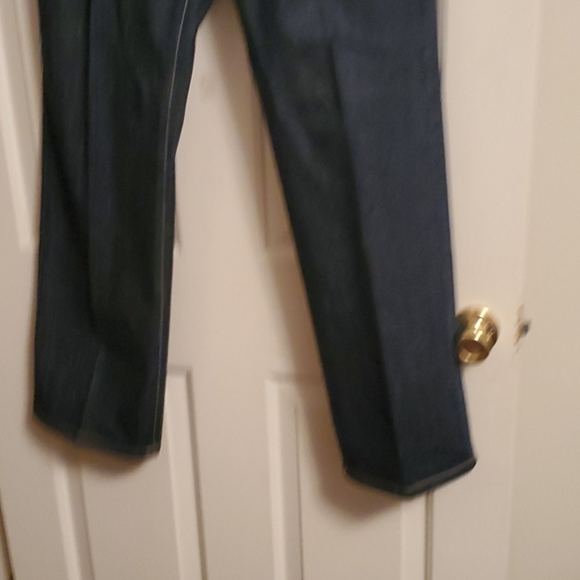 Jeans - Picture 2 of 3